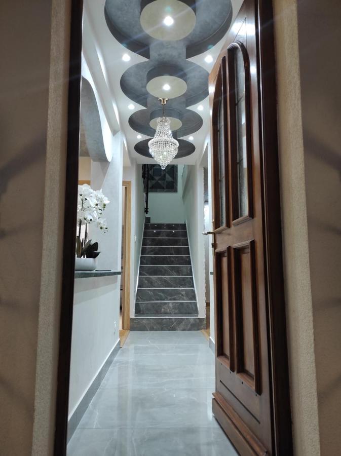 Maison Elegante Et Spacieuse Écouen Esterno foto