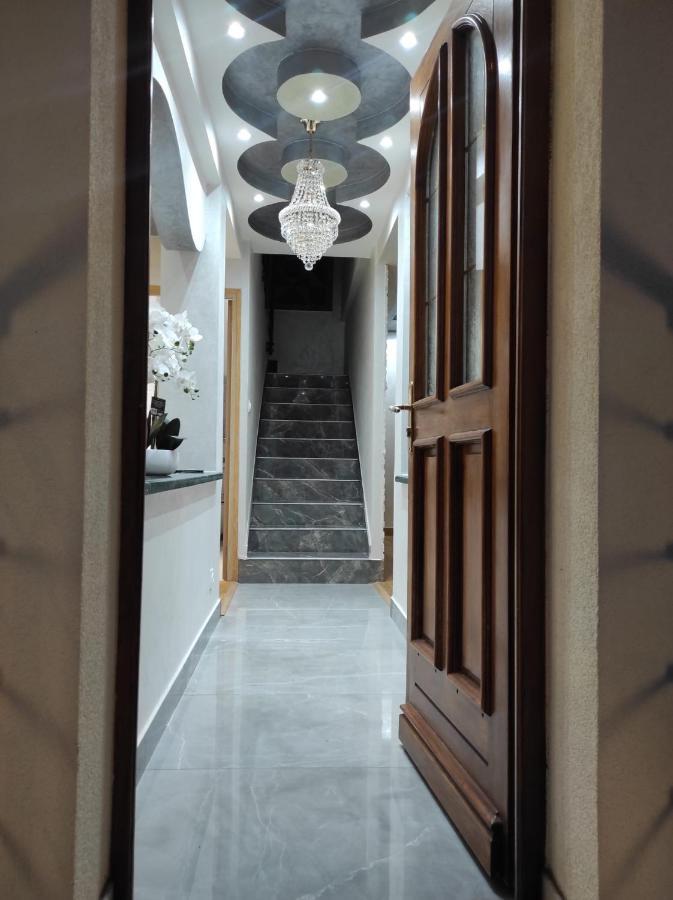 Maison Elegante Et Spacieuse Écouen Esterno foto