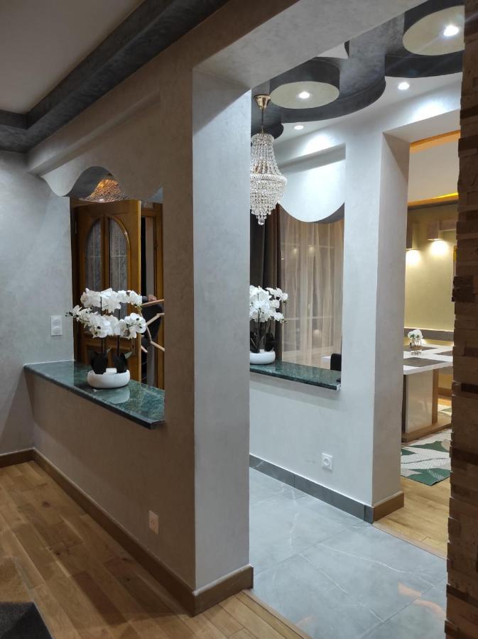 Maison Elegante Et Spacieuse Écouen Esterno foto