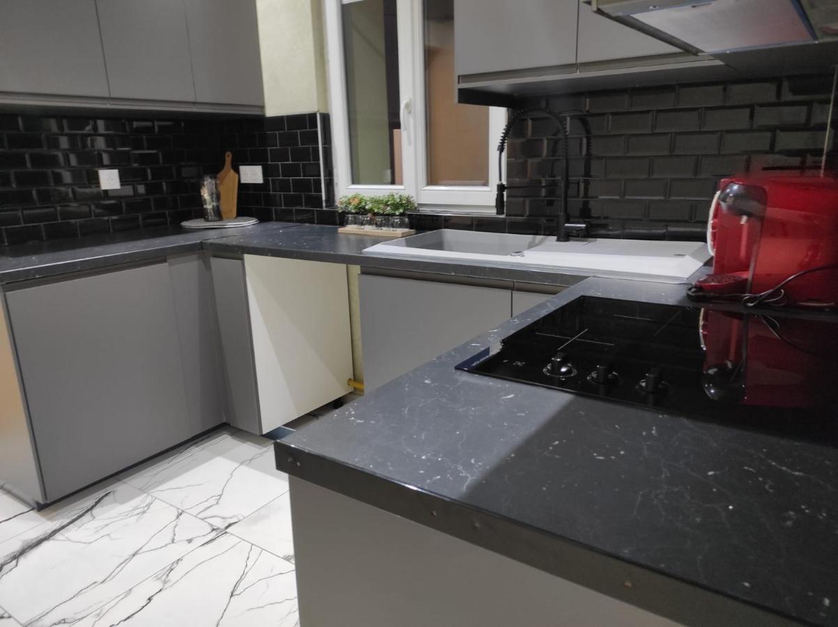 Maison Elegante Et Spacieuse Écouen Esterno foto