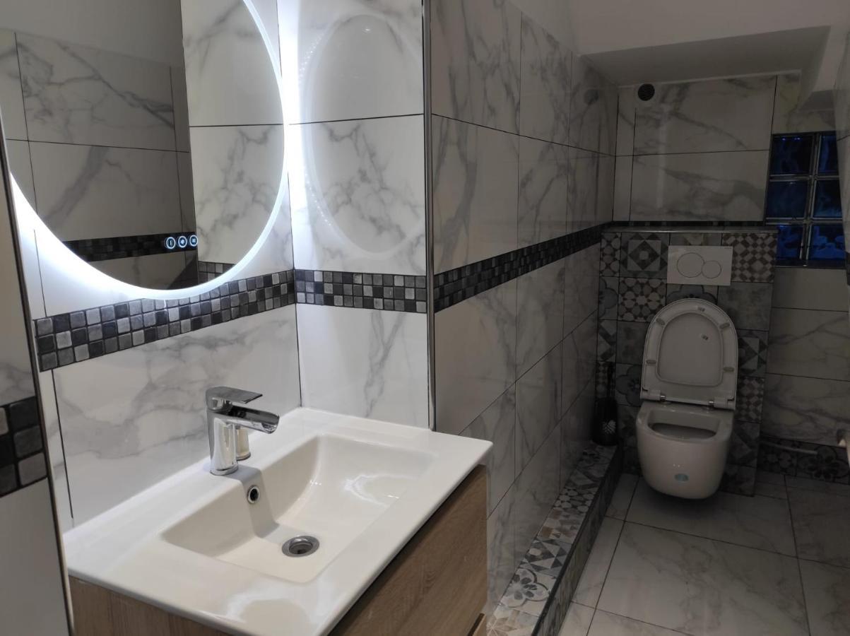 Maison Elegante Et Spacieuse Écouen Esterno foto